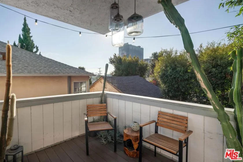 1133 N Clark Street #103 photo 13