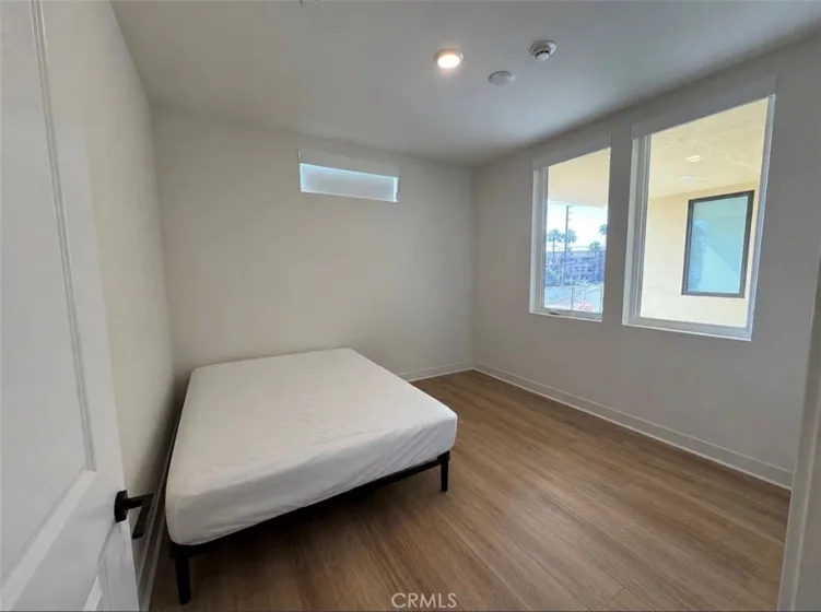 414 Main St Unit 210 photo 24
