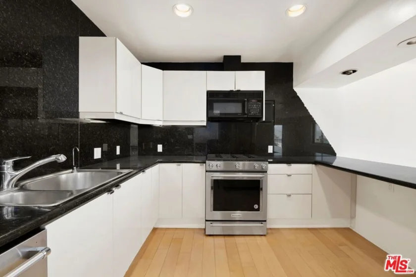 101 California Avenue #802 photo 17
