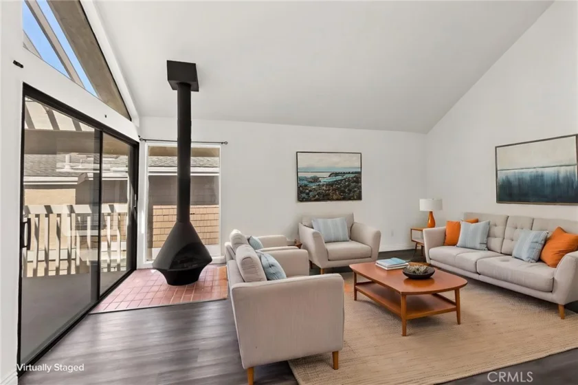 268 Pineview photo 2