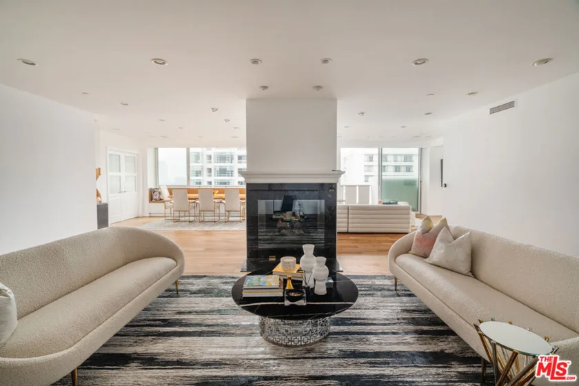 10375 Wilshire Boulevard #11H photo 27