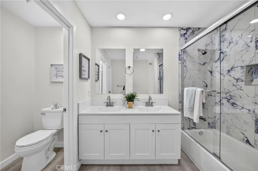 1131 Campbell Street #210 photo 25