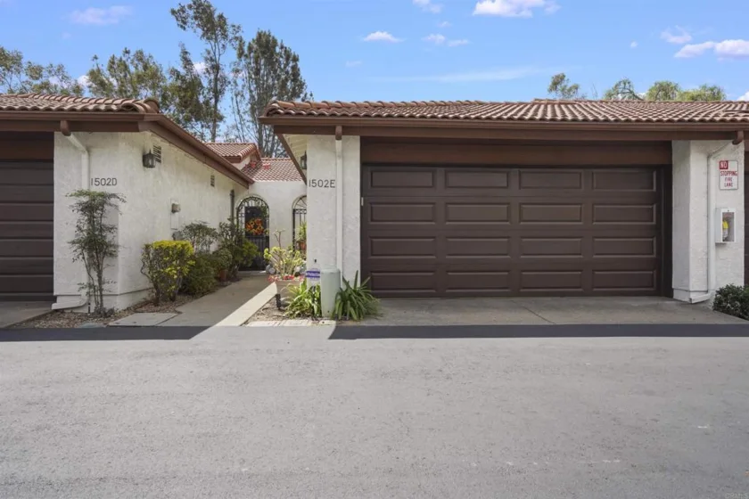 1502 Apache Drive #E photo 2