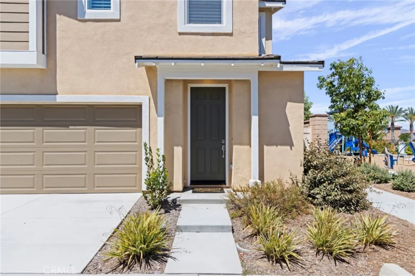 30330 Spineflower Street photo 5