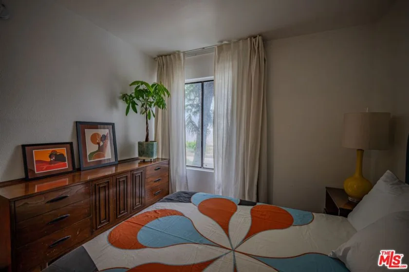 15511 Sherman Way #40 photo 14