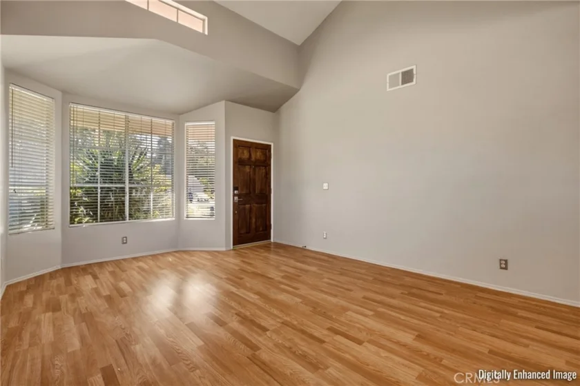 7329 Vassar photo 3