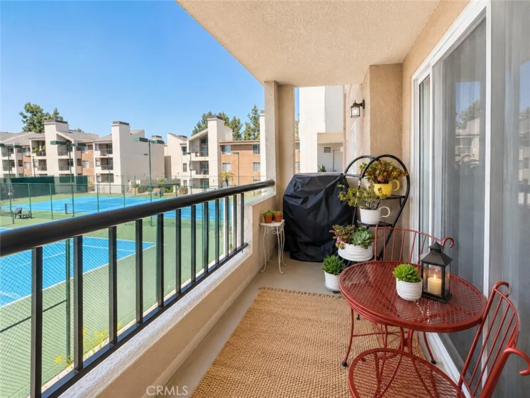 5565 Canoga Avenue #207 photo 13
