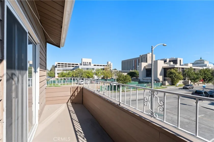 941 Elm #16 photo 25