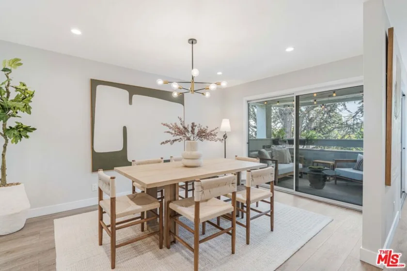 930 California Avenue #201 photo 5