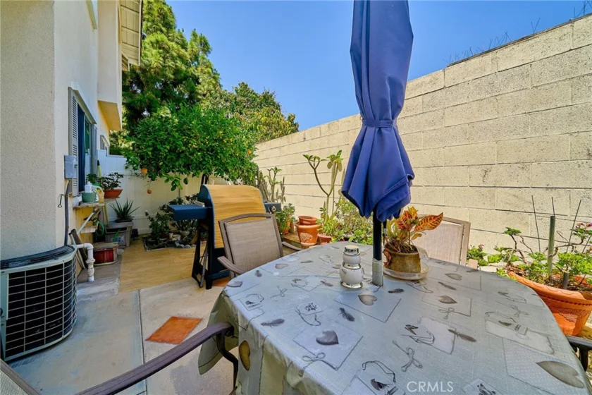9008 Primavera Lane photo 37