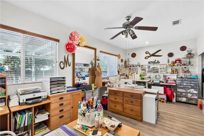 28209 Basswood photo 18