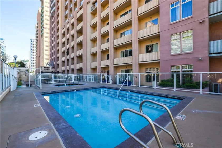 388 E Ocean Boulevard #305 photo 41