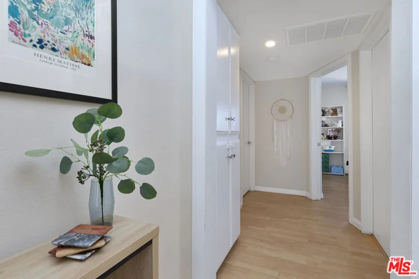 6250 Fulton Avenue #205 photo 7
