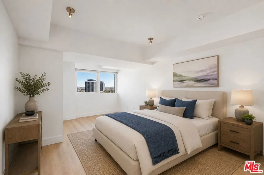13600 Marina Pointe Drive #907 photo 17