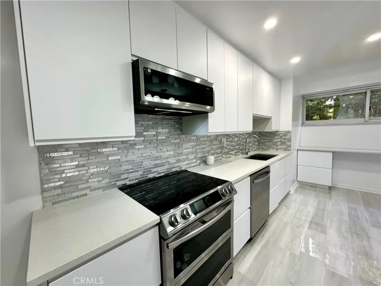 10450 Wilshire #2A photo 6