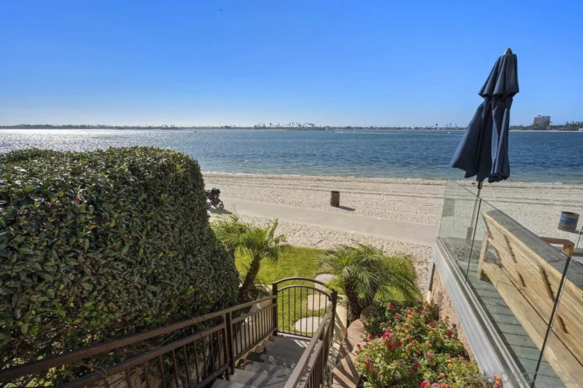 3828 Riviera Drive #2B photo 48