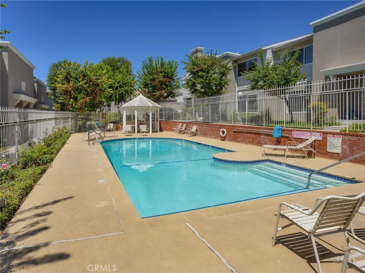 17734 Devonshire Street #7 photo 40