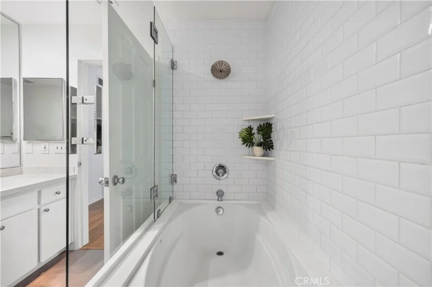 4301 Fulton Avenue #105 photo 23