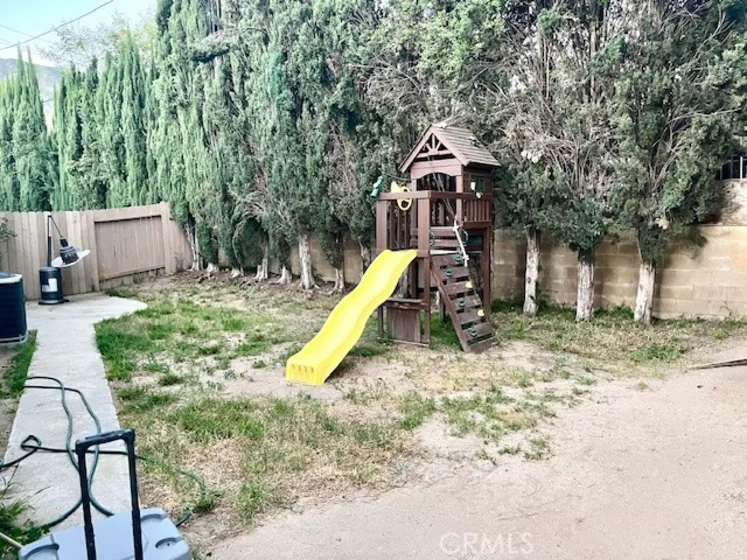 13930 Olive Grove photo 21