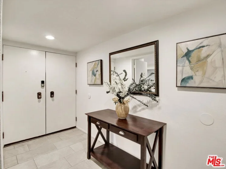 15325 Magnolia Boulevard #108 photo 3