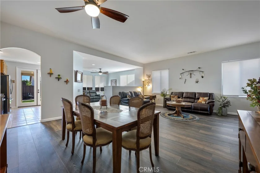 39416 Cardiff Avenue photo 11