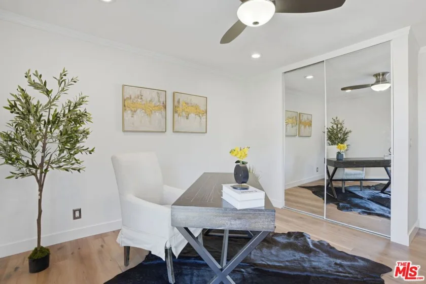 8400 De Longpre Avenue #209 photo 12