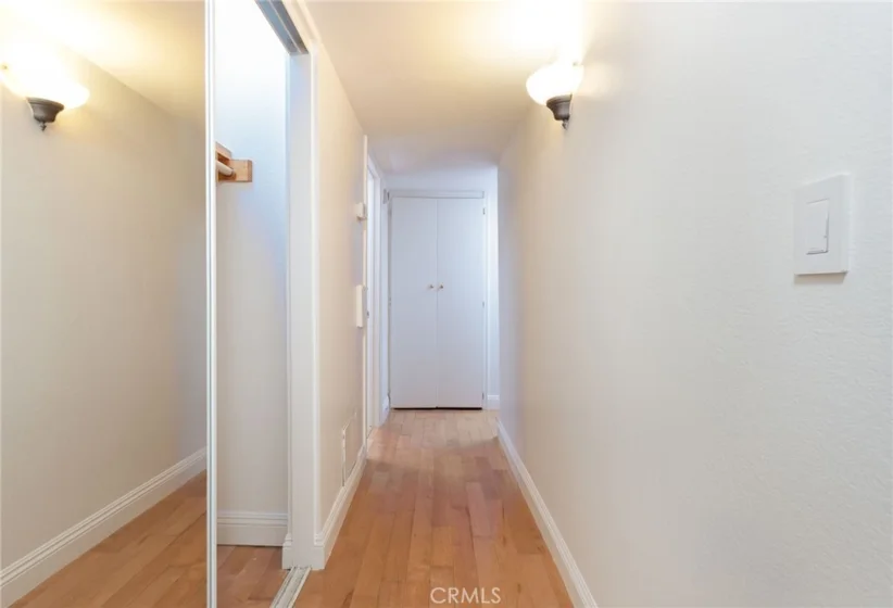 4536 Colbath Avenue #102 photo 15