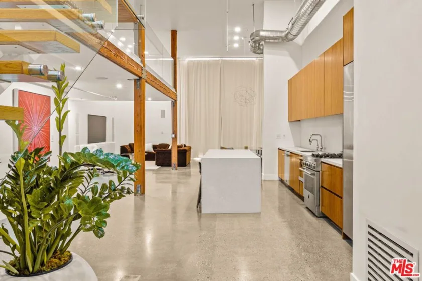 4115 Glencoe Avenue #107 photo 23