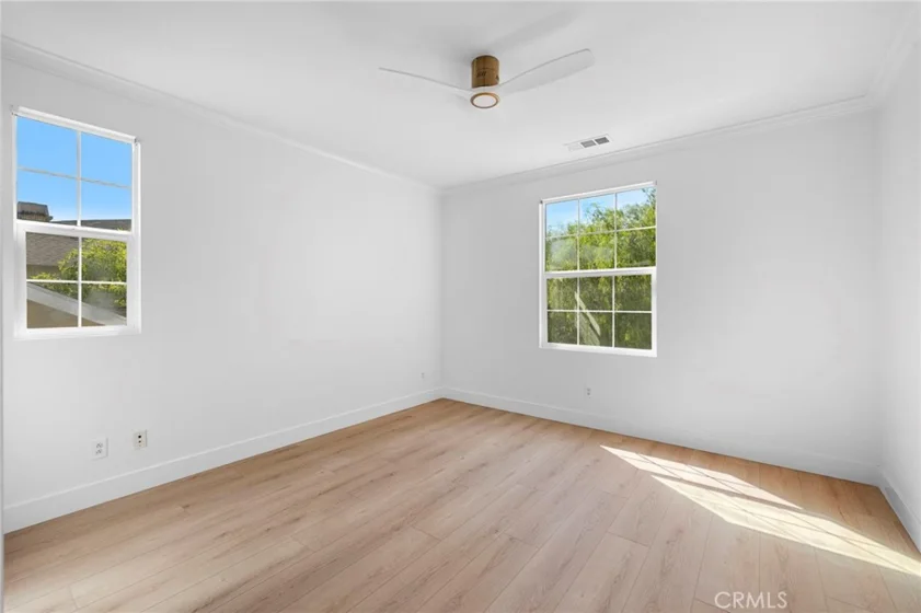 27 Rinehart photo 28