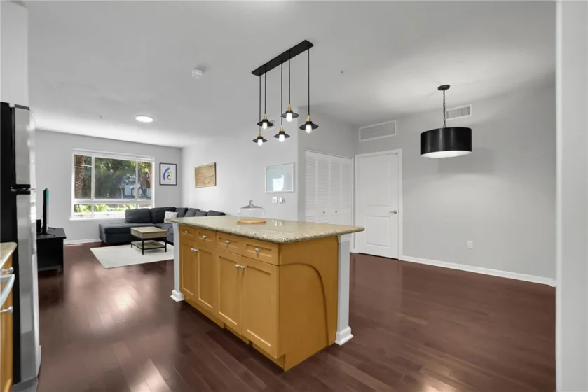 100 S Alameda Street #107 photo 18