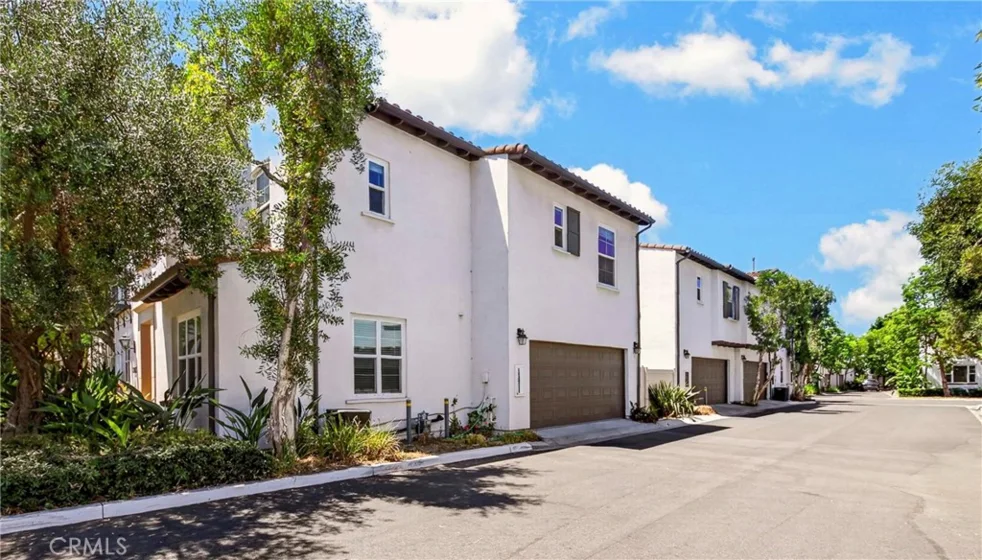 344 N Santa Maria photo 57