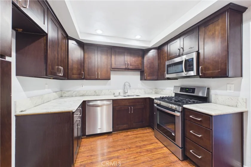 9253 Walker Street photo 3
