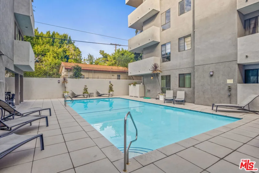 12115 San Vicente Boulevard #303 photo 8