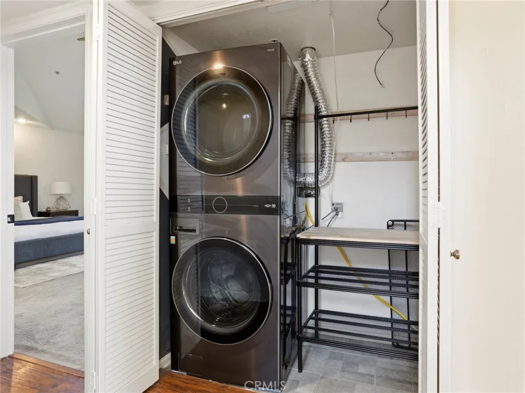 11044 Acama Street #302 photo 33