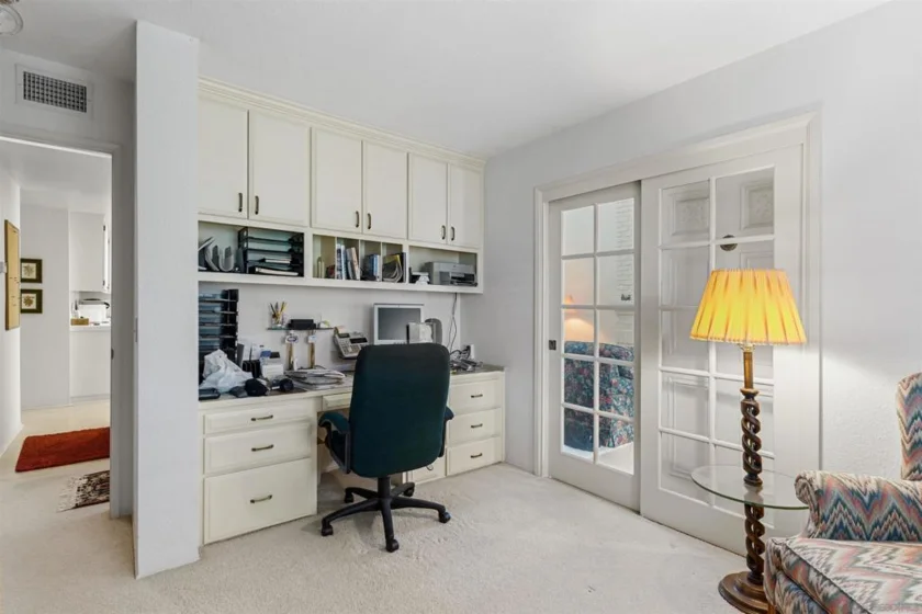 11872 Bernardo Terrace Unit A photo 3
