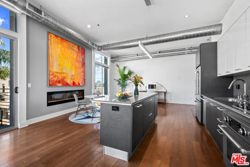 13320 Beach Avenue #304 photo 5