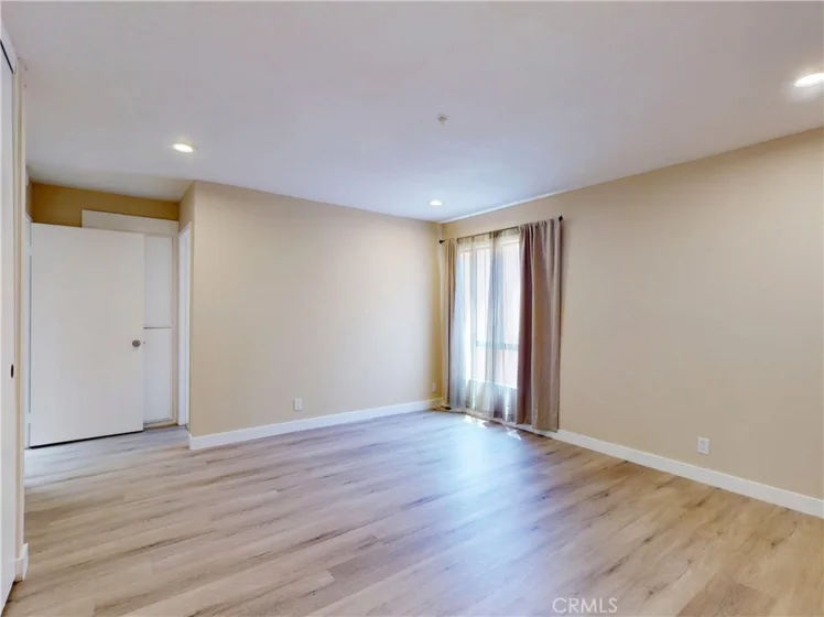 105 S Marguerita Avenue #C photo 22