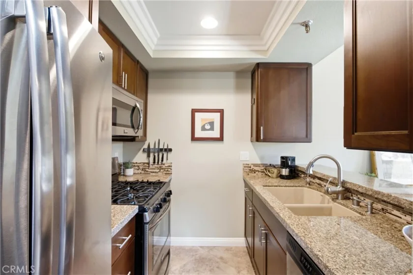 4722 Lakeview photo 13