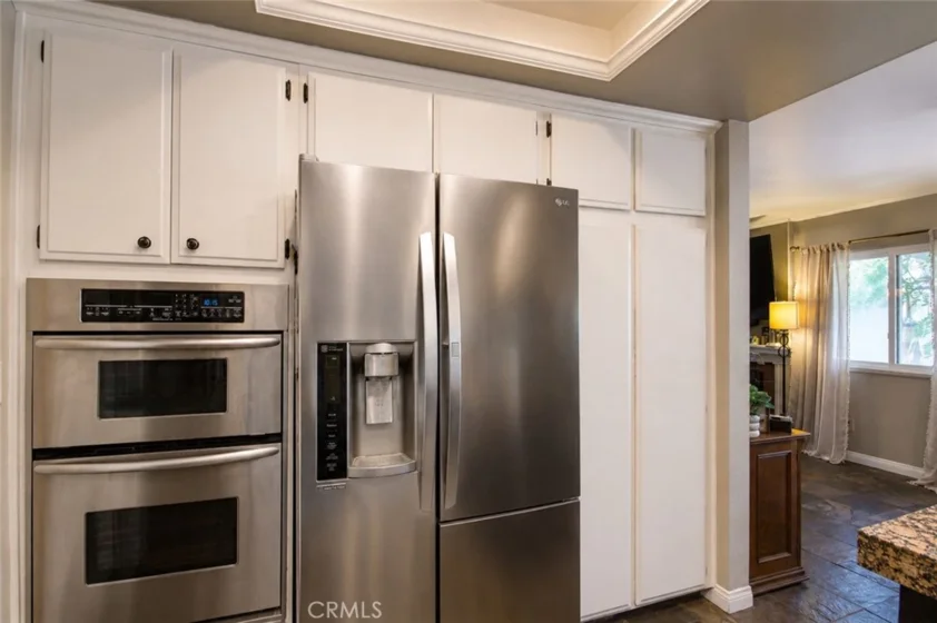 5406 Villa Way photo 4