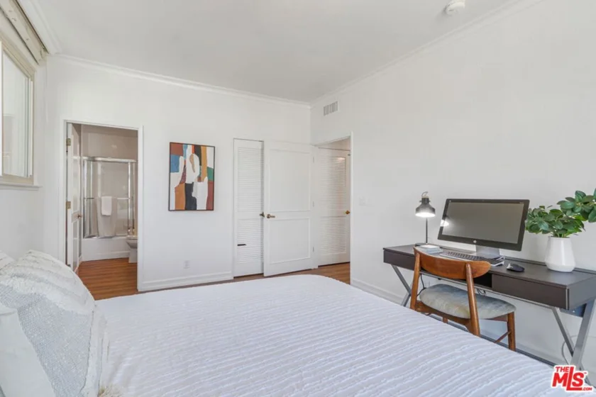 211 California Avenue #501 photo 17