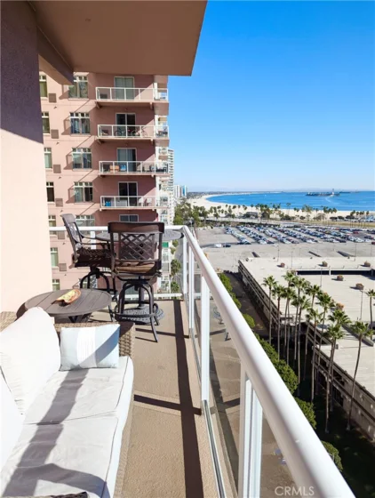 388 E Ocean Boulevard #1117 photo 38