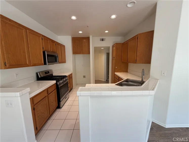 33551 Winston Way #B photo 10
