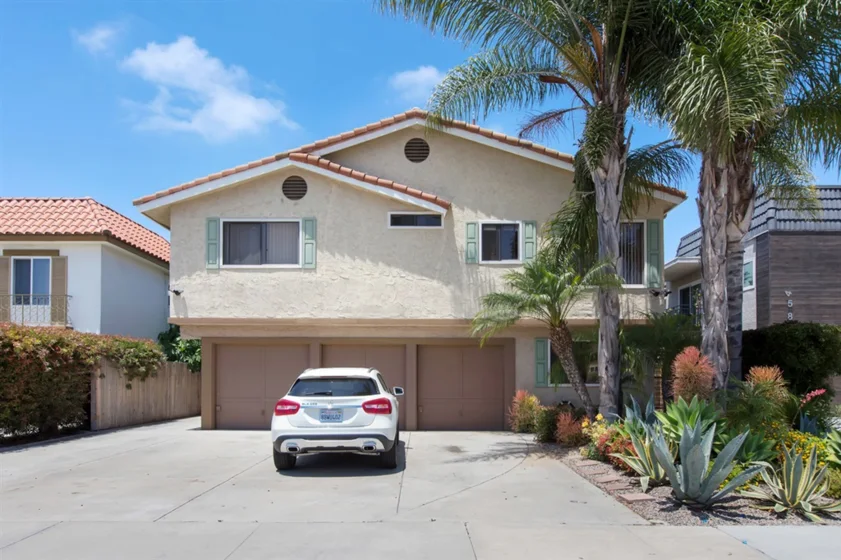 4576 Hawley Boulevard #1 photo 1