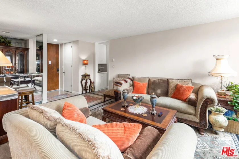 5950 Canterbury Drive #C209 photo 7