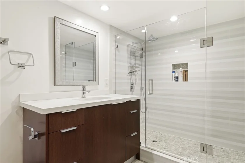 410 Corto Lane #E photo 21