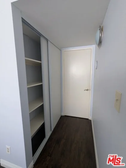 5412 Lindley Avenue #218 photo 15