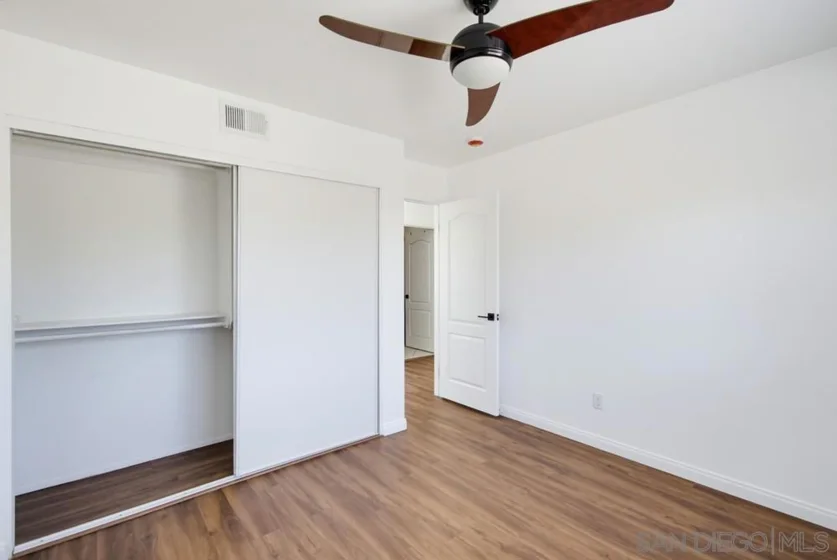 1228 La Vida Court photo 34