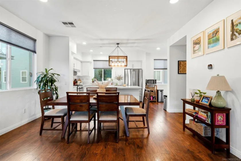 325 Royal Gln #608 photo 14