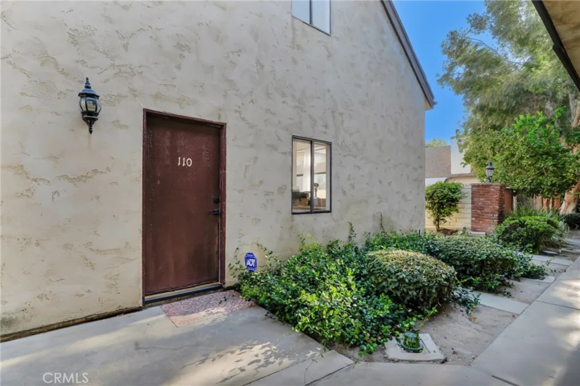 7632 Topanga Canyon #110 photo 4