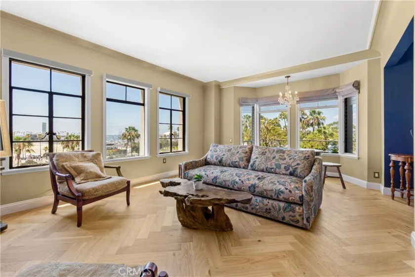800 E Ocean Boulevard #201 photo 6